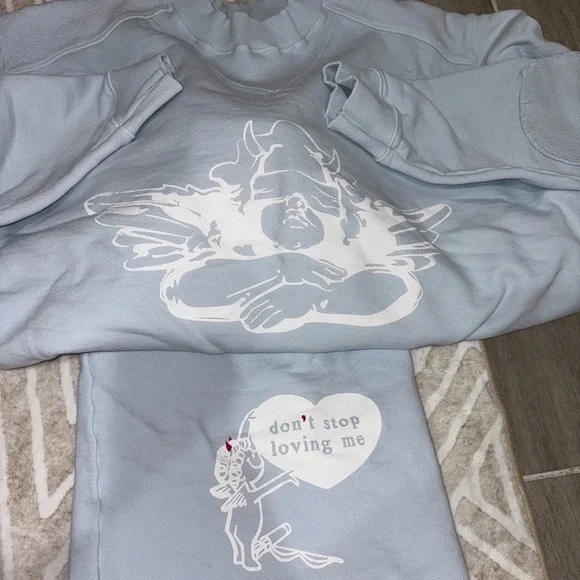 NWOT BOYS LIE SWEATSUIT🩵🤍 - Picture 1 of 5
